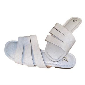 New York and Company Flats